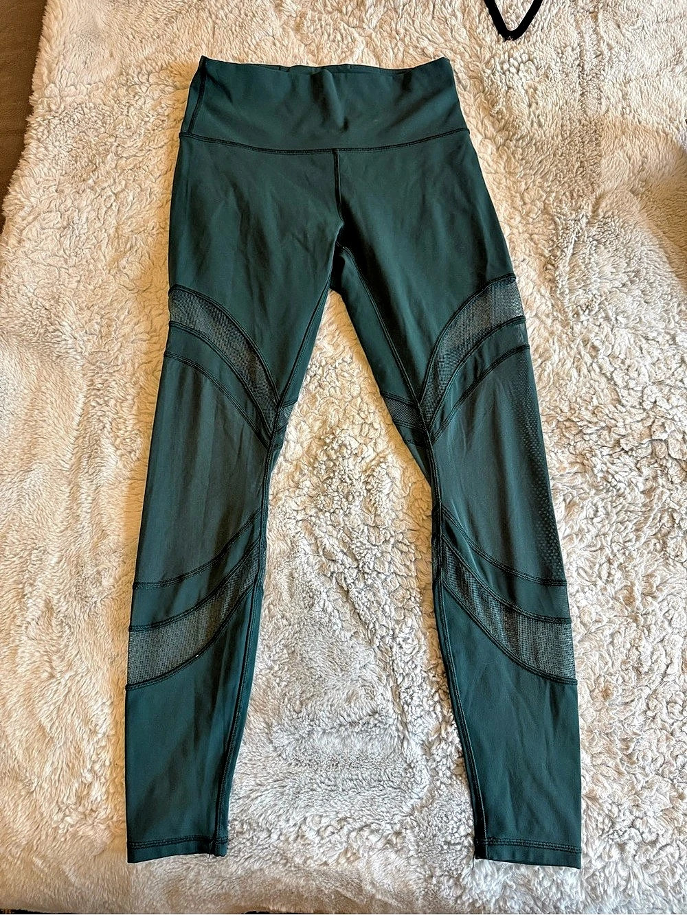 Lululemon High-Rise Mesh-Panel Tight Green Mesh Panel Leggings Like New